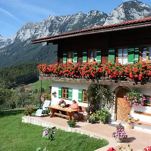 Haus Langbruck Apartment